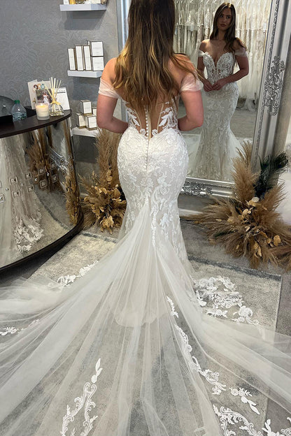 31686 - Plunging V-Nck Lace Appliques Mermaid Wedding Dress