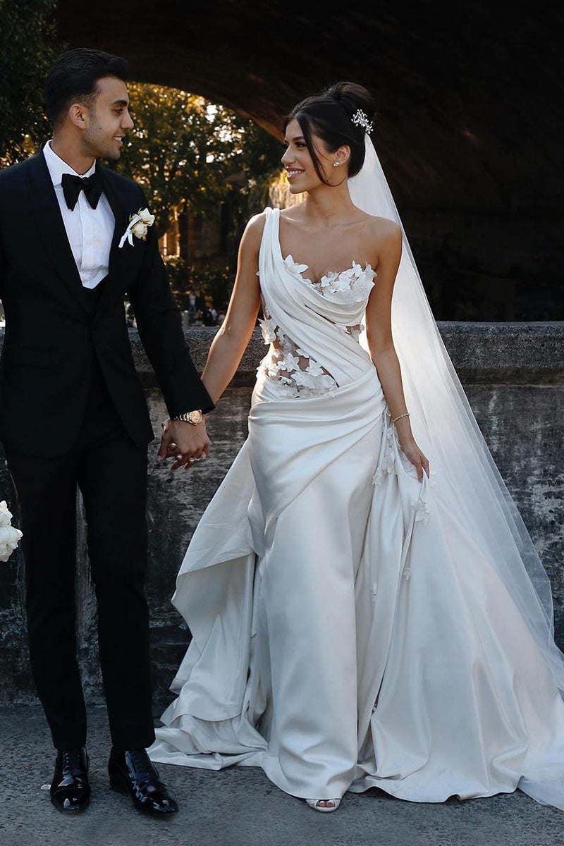31714 - One Shoulder 3D Appliques Musillon Beach Wedding Dress