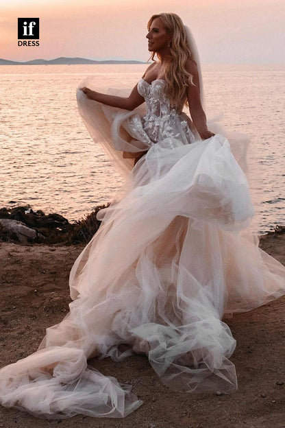 30533 - A-line Sweetheart Lace Appliques Bohemian Wedding Dress with Slit